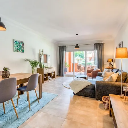 Apartament Hanami La Fragata Garden *