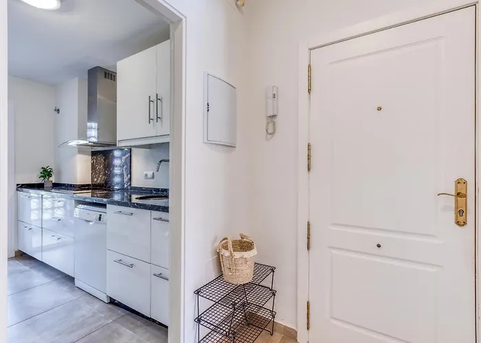 Apartment Hanami La Fragata Garden *